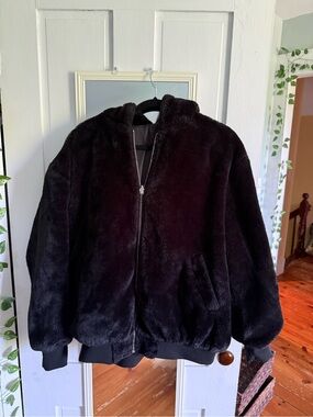 Fuzzy reversible jacket